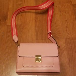 Spring 2019 Michael Kors Medium Pink Bag